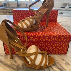 TORY BURCH Elizabella Crisscross Sandals Tan - 4"